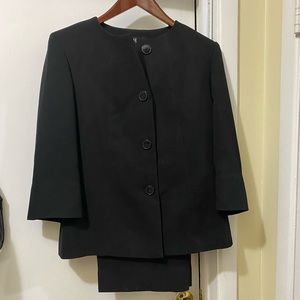 KASPER BLACK JACKET & PANTS SIZE 12